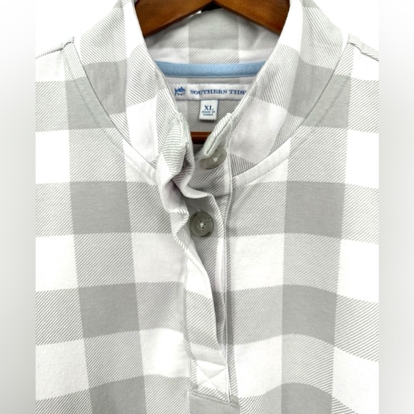 Southern Tide Women’s XL White & Gray Plaid 1/4 Button Front Fleece Pullover - Picture 5 of 11